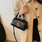 👜💖✨ PROMO -60% ! Mini Sac Bandoulière à Poignée Supérieure pour Femme – Grande Capacité, PU Résistant (24×11×12 cm)
