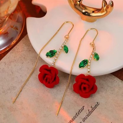 🌹✨💎 PROMO -50% ! Boucles d'Oreilles Rose Rouge avec Tige en Cristal – Style Threader, Micro-Incrustation & Design Romantique (Or avec Vert)