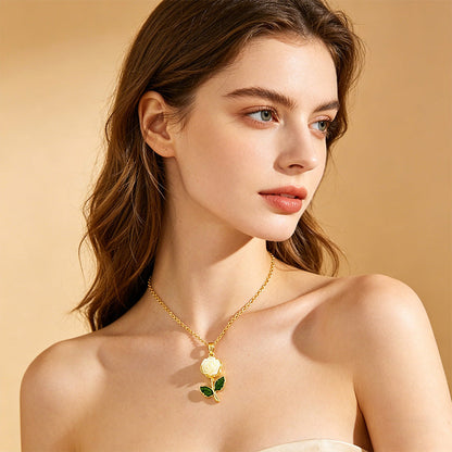 🌹 Collier élégant avec pendentif rose
