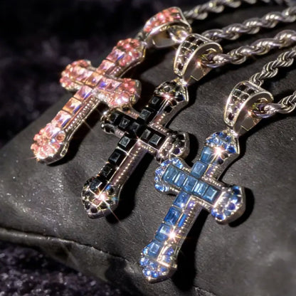 📢📢50% DE RÉDUCTION !! ⏰Collier Croix Hip Hop Serti de Zircons