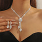 📢50 % DE RÉDUCTION⏰Ensemble collier et boucles d'oreilles « Fleur » en zircon pour femme