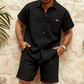 👕 50% DE RÉDUCTION ! ☀️ Ensemble Chemise Manches Courtes & Short en Maille Gaufrée pour Homme – Tissu Respirant, Coupe Décontractée & Look Coordonné – Idéal pour l’Été, les Vacances et la Détente 🌴