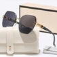 🌬️🕶️ Rimless sunglasses femme – Oubliées sur le nez, verres polarisés de haute qualité, l'accessoire signature des minimalistes élégantes 🤍🏙️