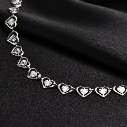 ✨ Collier Cœur Radieux – Acier inoxydable, cœur ajouré & finition polie – Un bijou élégant pour le quotidien 💎