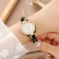 💎🛍️ -50% ! ⌚Montre Élégante à Bracelet Fin – Cadran Épuré, Bracelet en Cuir & Mouvement à Quartz.
