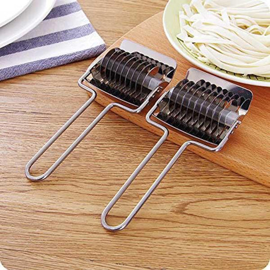 🥢 PROMO FLASH : 50% DE RÉDUCTION ! Coupe-Pâtes en Acier Inoxydable – Lame Tranchante & Poignée Ergonomique for Spaghetti, Fettuccine et Lasagnes Maison ✨